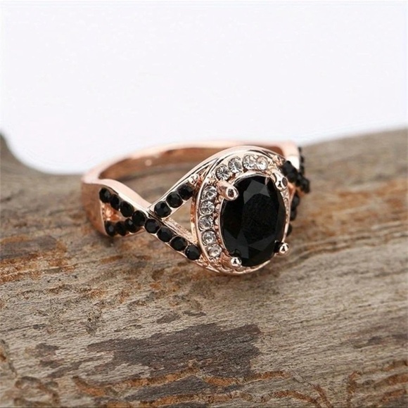 ROSE GOLD PLATED CZ X FASHION RING - Picture 2 of 4
